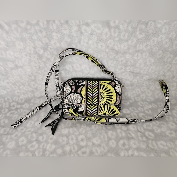 🦋Vera Bradley Crossbody/Wristlet, Convertible - Picture 8 of 11